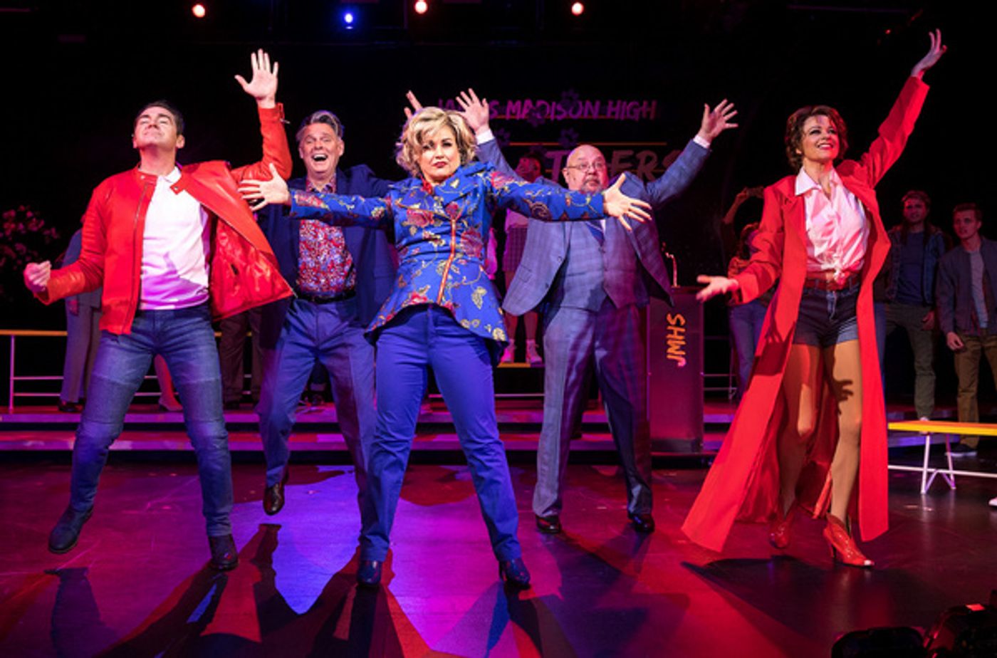 Photos: First Look at THE PROM at Chanhassen Dinner Theatres  Image