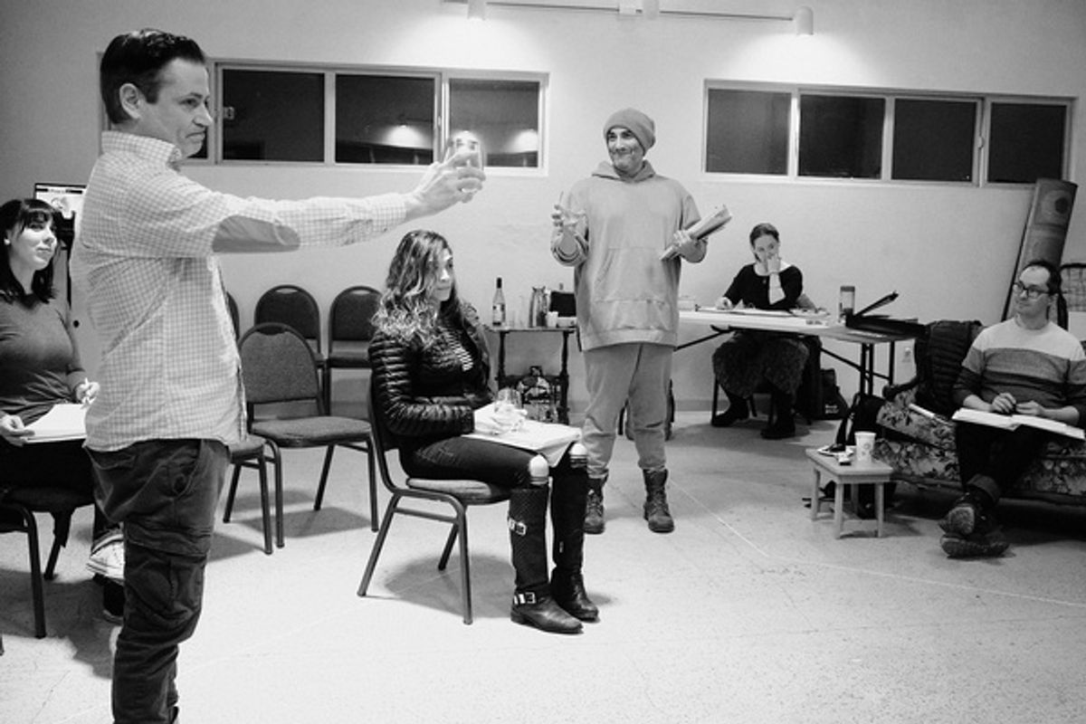 David Stallings, Laura G mez, and Antonio Mini o.  at 