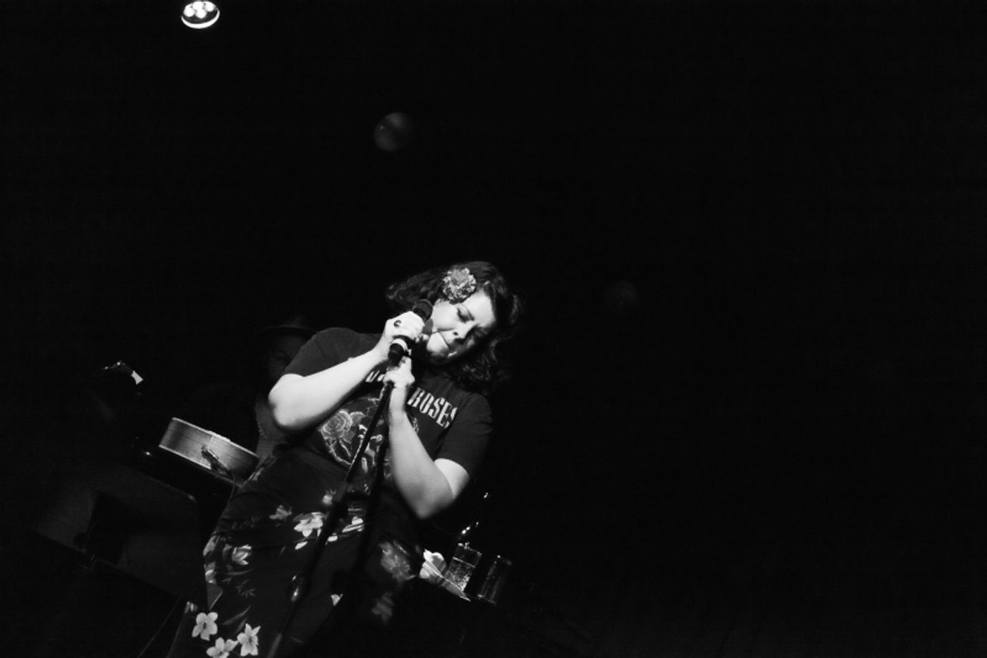 Photos: Lauren Elder Presents SONGS AND PEOPLE I LIKE at The Green Room 42  Image