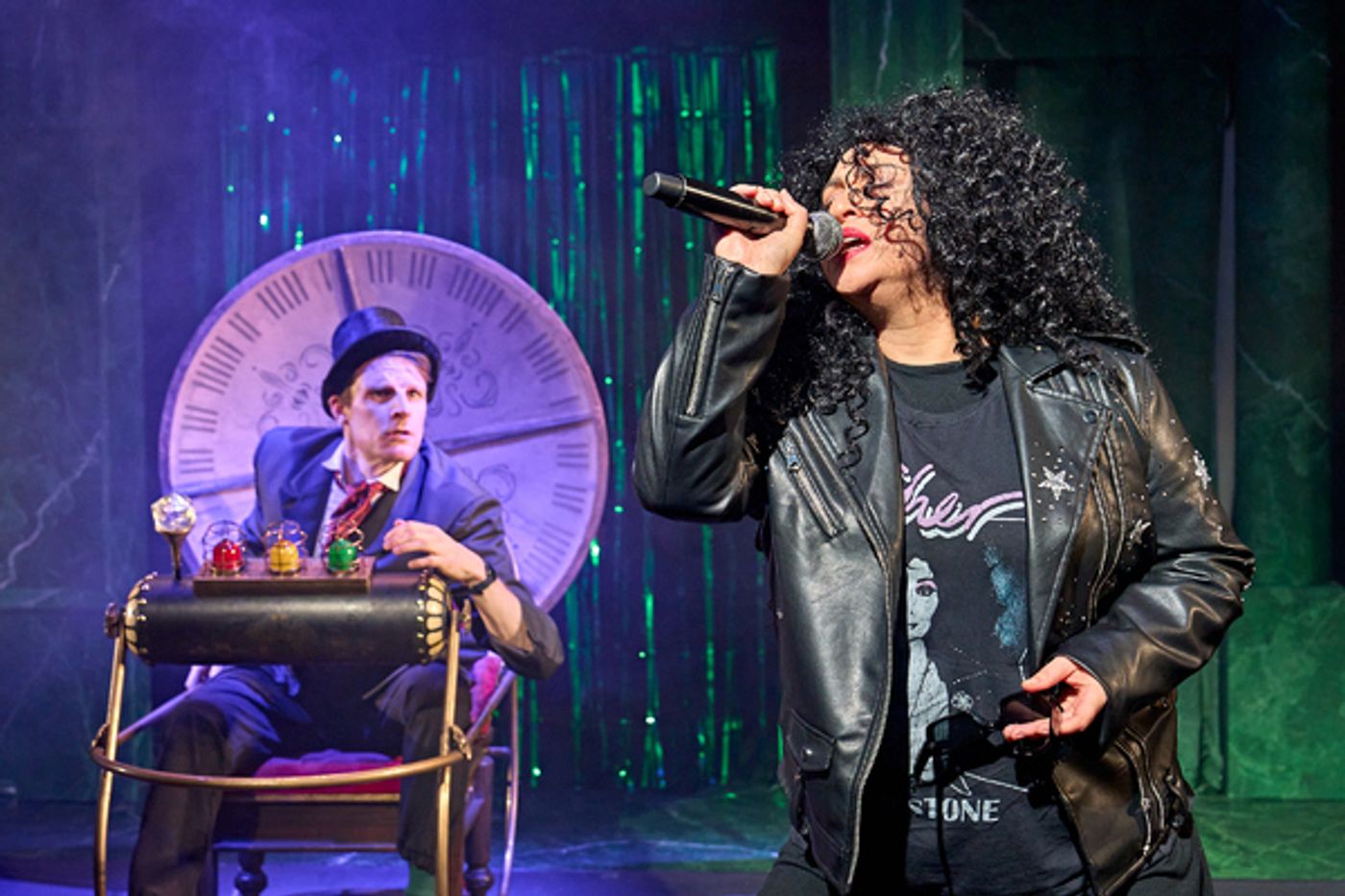 Photos: First Look at Dave Hearn, Michael Dylan and Amy Revelle in THE TIME MACHINE UK Premiere Photos: First Look at Dave Hearn, Michael Dylan and Amy Revelle in THE TIME MACHINE UK Premiere Image