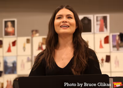 Phillipa Soo Photo