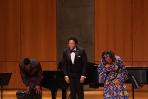 Damien Sneed (piano), Justin Austin (baritone) & Janinah Burnett (soprano) @ BroadwayWorld Damien Sneed (piano), Justin Austin (baritone) & Janinah Burnett (soprano) Photo