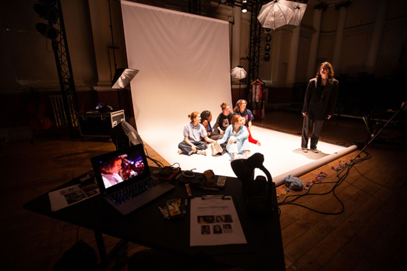 Photos: First Look at Charlie Josephine's FLIES at Shoreditch Town Hall  Image