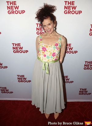 Amy Stiller @ BroadwayWorld Amy Stiller Photo