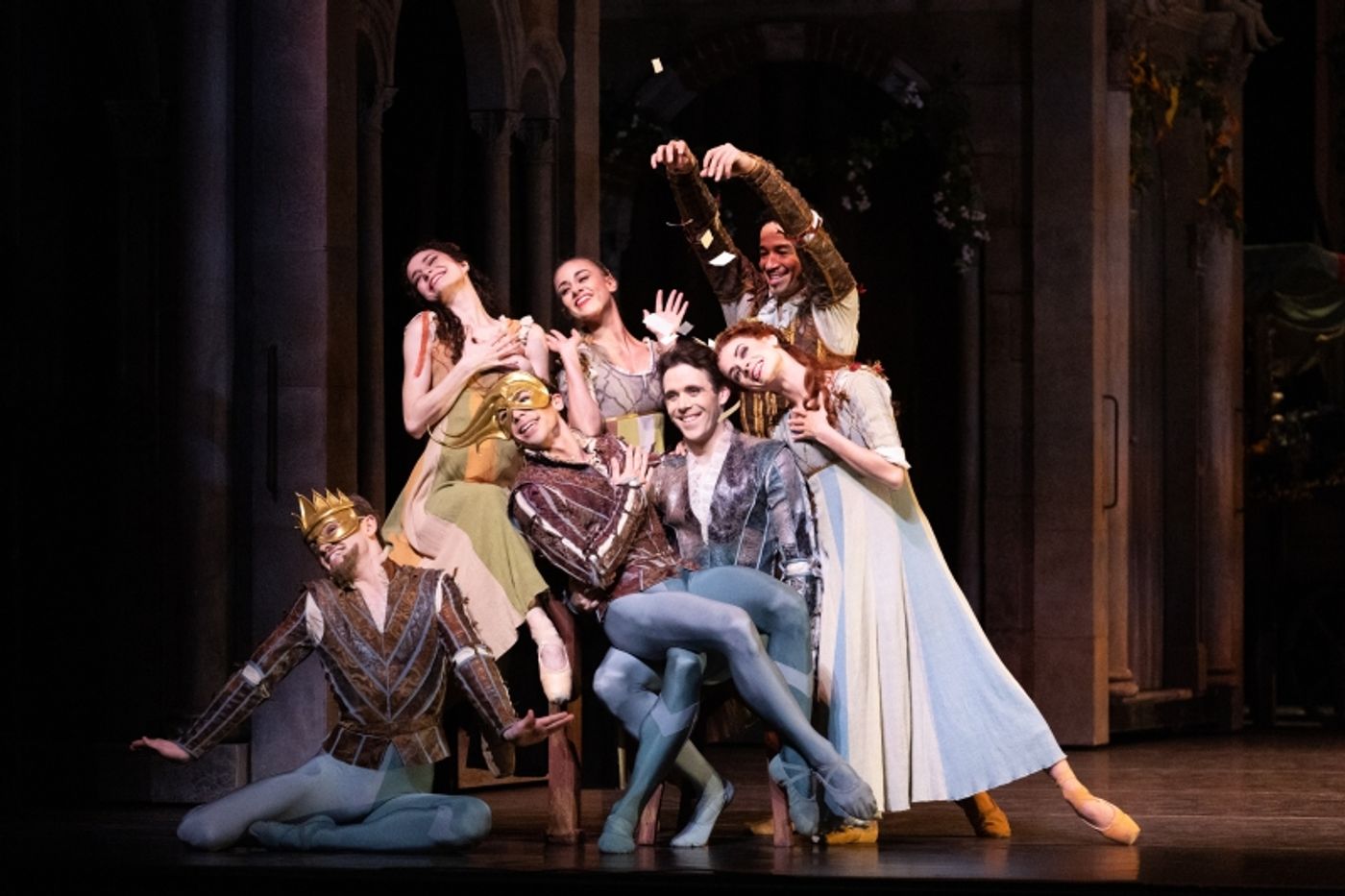Review: ROMEO AND JULIET STUNS AUDIENCES WITH ITS CLASSIC STORY AND BEAUTIFUL DESIGN at Houston Ballet  Image