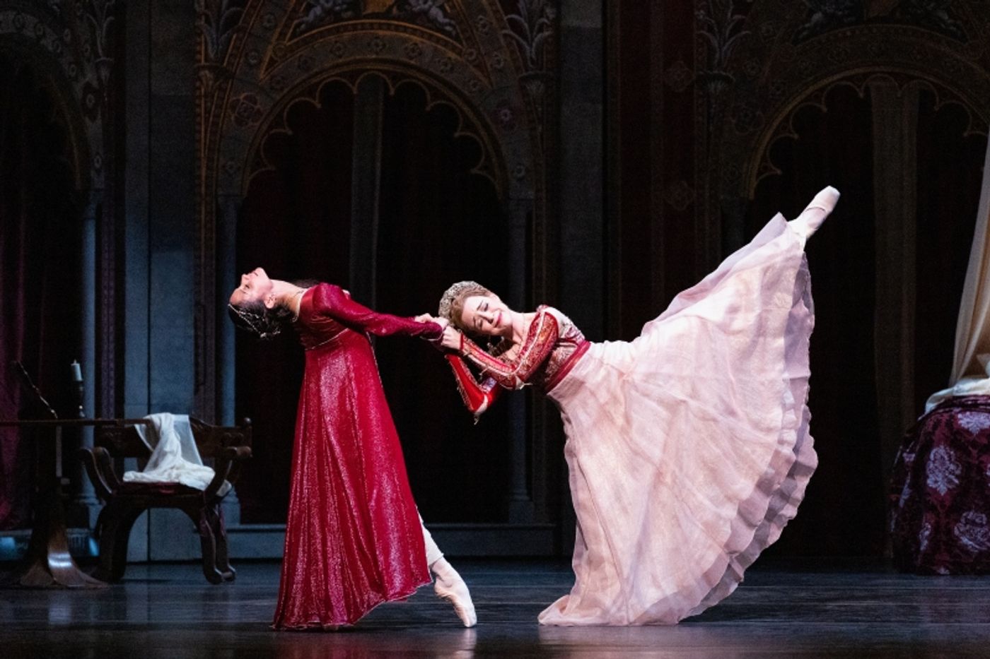 Review: ROMEO AND JULIET STUNS AUDIENCES WITH ITS CLASSIC STORY AND BEAUTIFUL DESIGN at Houston Ballet  Image