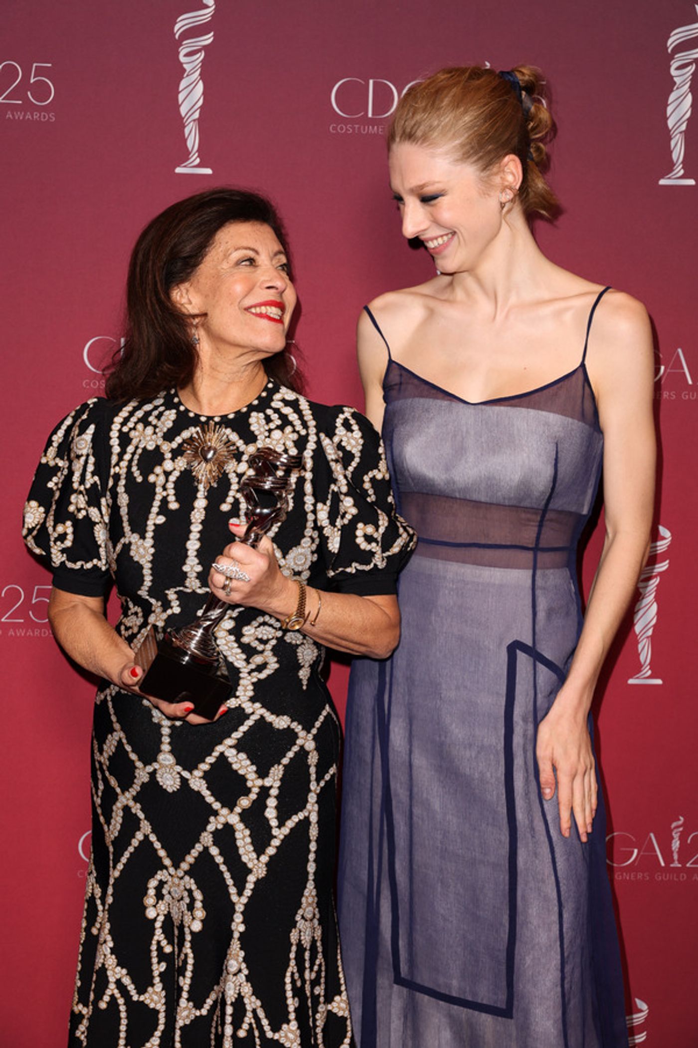 Photos: Bette Midler Honored at the 25th Costume Designers Guild Awards  Image