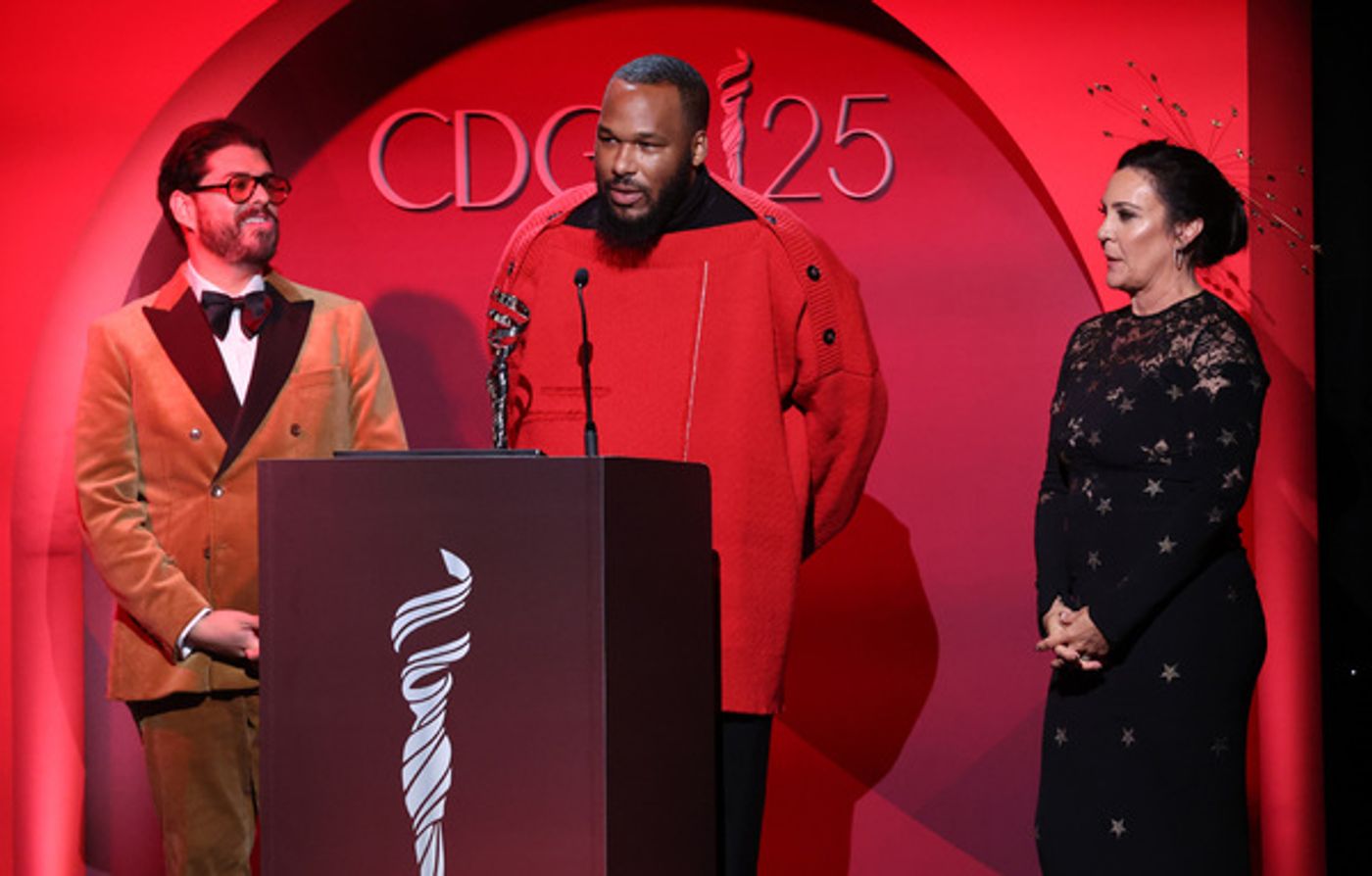 Photos: Bette Midler Honored at the 25th Costume Designers Guild Awards  Image