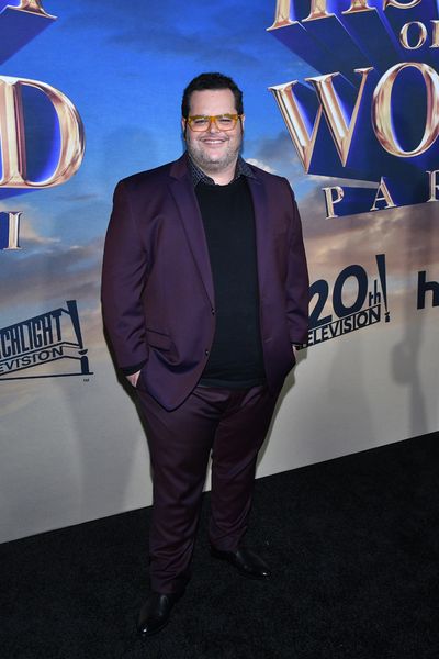 Josh Gad Photo