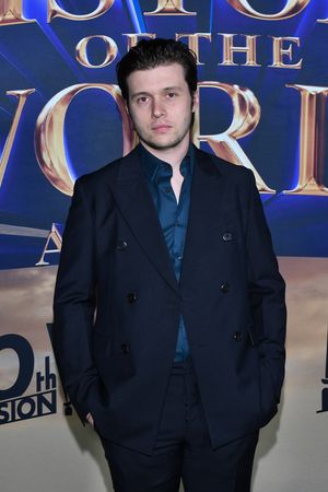 Nick Robinson @ BroadwayWorld Nick Robinson Photo