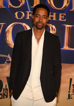 Jay Ellis @ BroadwayWorld Jay Ellis Photo