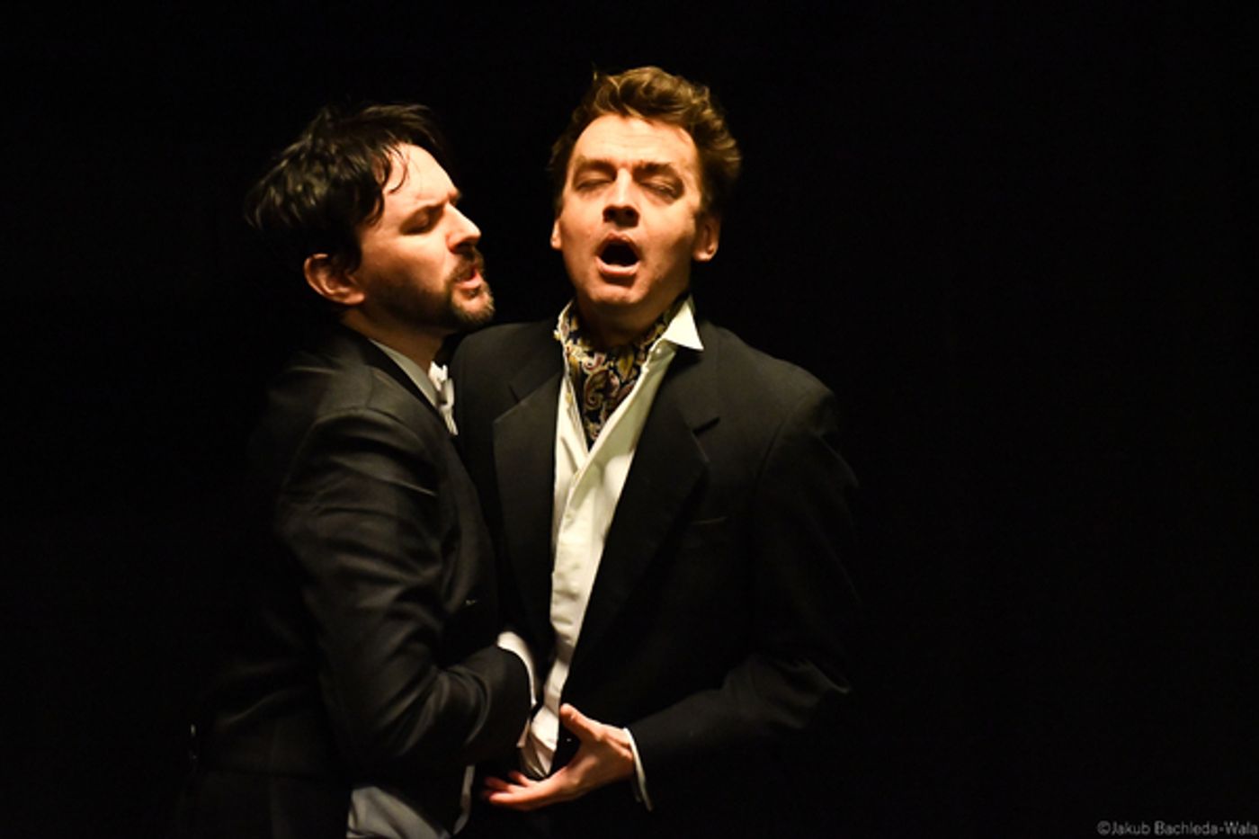 Photos: First Look At The World Premiere Of AN ABSOLUTE FARCE OF A MURDER MYSTERY  Image