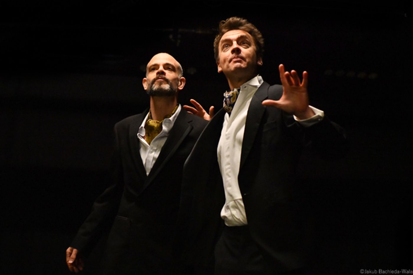 Photos: First Look At The World Premiere Of AN ABSOLUTE FARCE OF A MURDER MYSTERY  Image