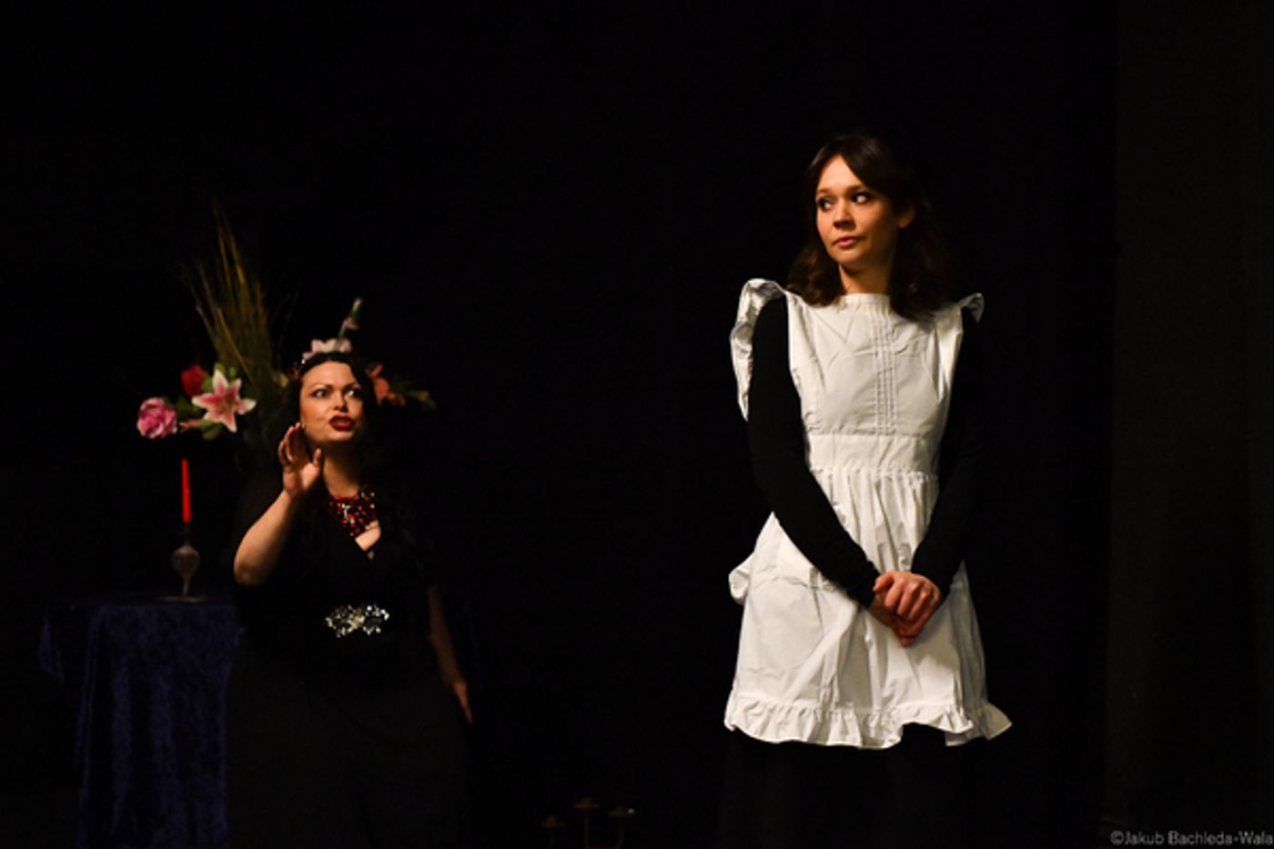 Photos: First Look At The World Premiere Of AN ABSOLUTE FARCE OF A MURDER MYSTERY  Image