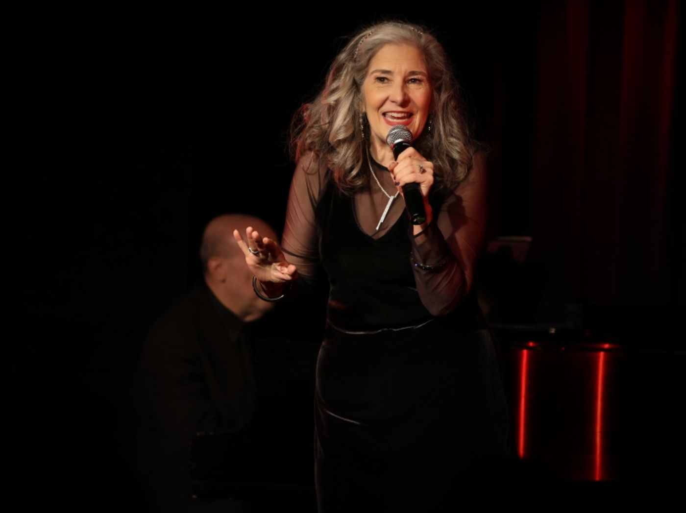 Photos: Ann Talman Encores ELIZABETH TAYLOR AND THE SHADOW OF HER SMILE at The Laurie Beechman Theatre  Image