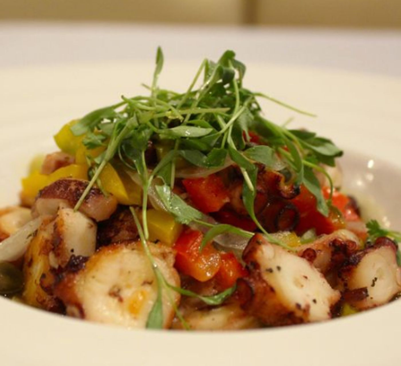 Review: SEA FIRE GRILL in Midtown East Offers Superb Dining in an Elegant Setting Review: SEA FIRE GRILL in Midtown East Offers Superb Dining in an Elegant Setting Image