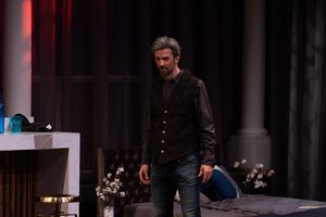 Frederick Weller @ BroadwayWorld Frederick Weller Photo