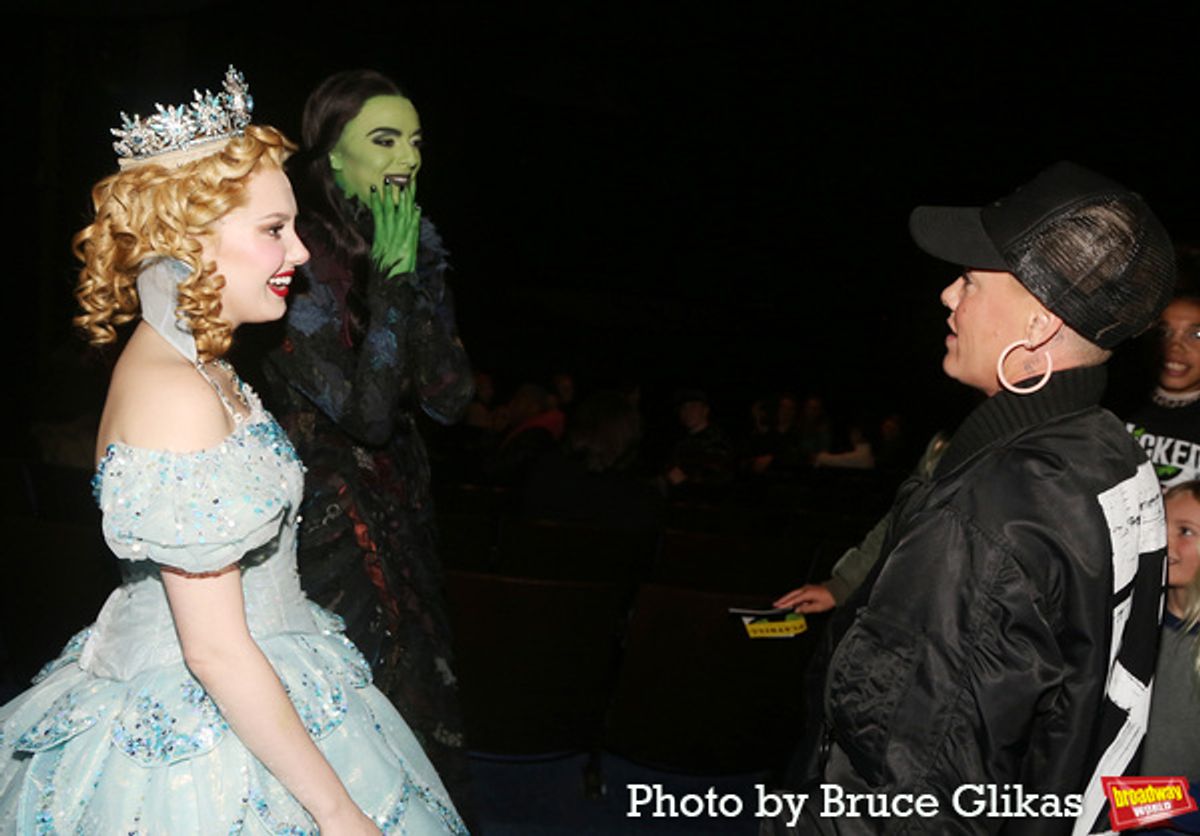 P!nk, McKenzie Kurtz as 'Glinda', Talia Suskauer as 'Elphaba at 