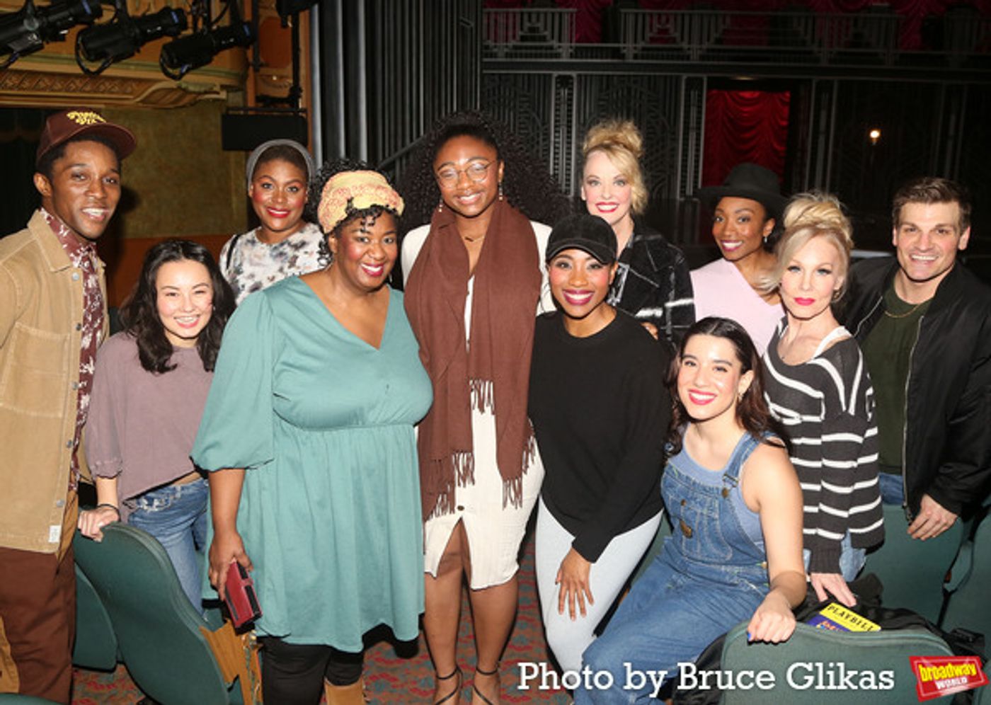 Photos: Sam Smith, Samara Joy, Goldie Hawn & Kurt Russell Visit SOME LIKE IT HOT  Image