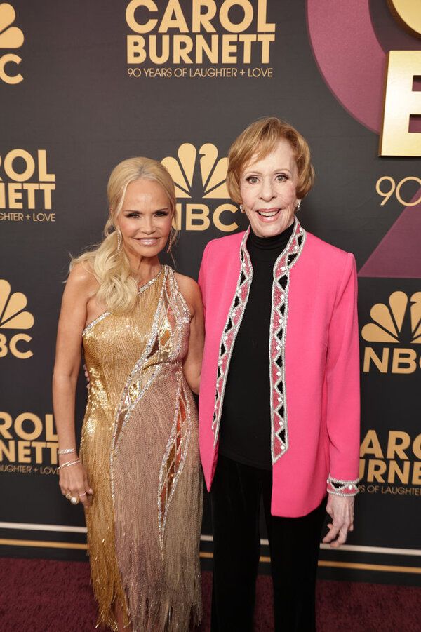 Kristin Chenoweth, Carol Burnett Photo