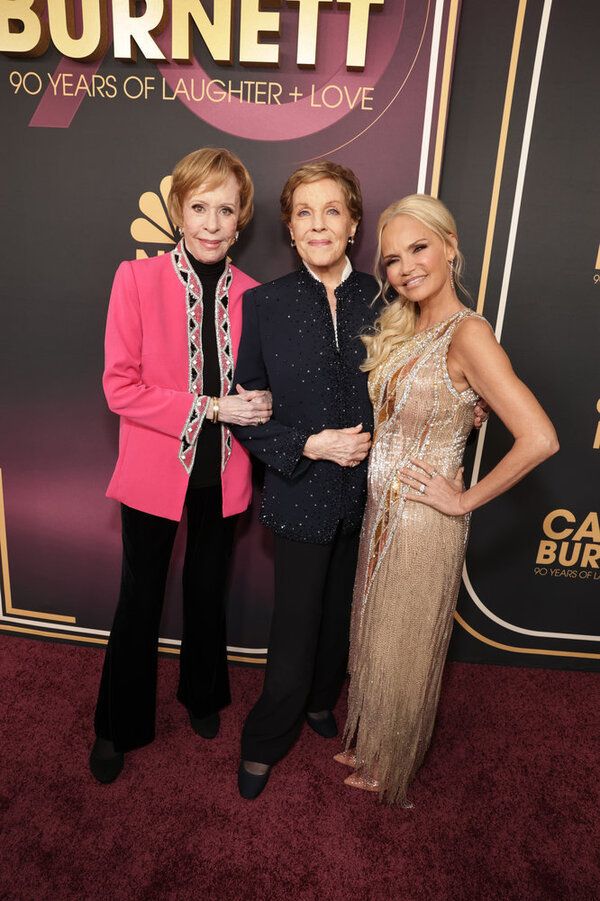 Carol Burnett, Julie Andrews, Kristin Chenoweth Photo