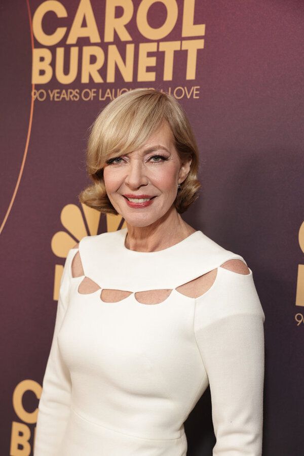Photos: Julie Andrews, Billy Porter & More Gather to Honor Carol Burnett — photo 15 of 43
