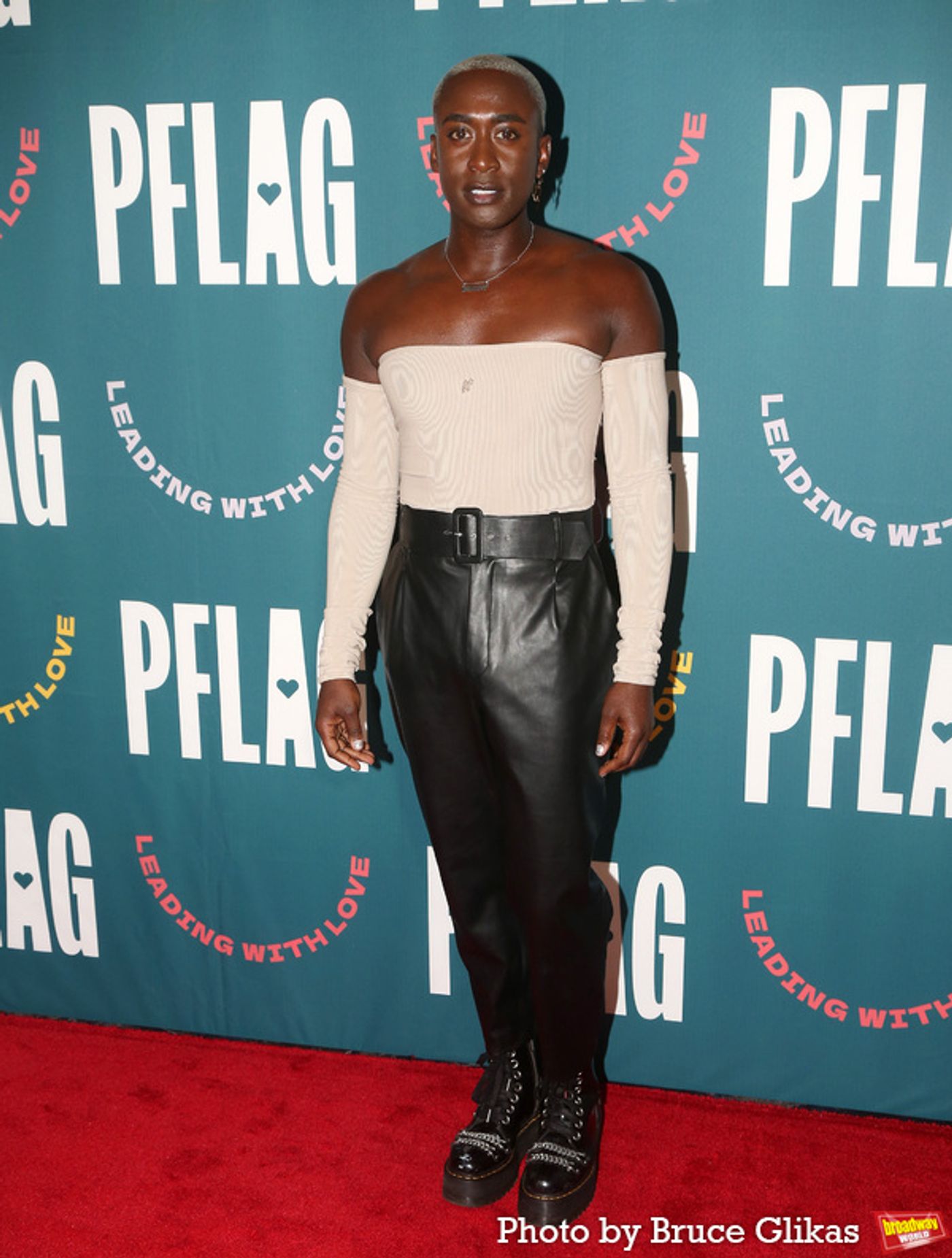 Photos: Dylan Mulvaney, Tom Daley, J. Harrison Ghee, and More Walk the PFLAG 50th Anniversary Gala Red Carpet  Image