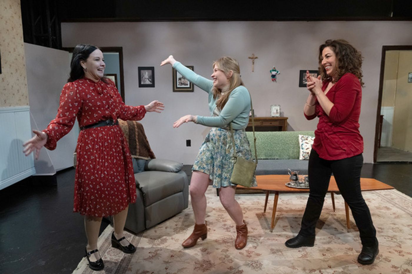 Photos: First Look at Open Fist's TO THE BONE at Theatre 68 Arts Complex  Image