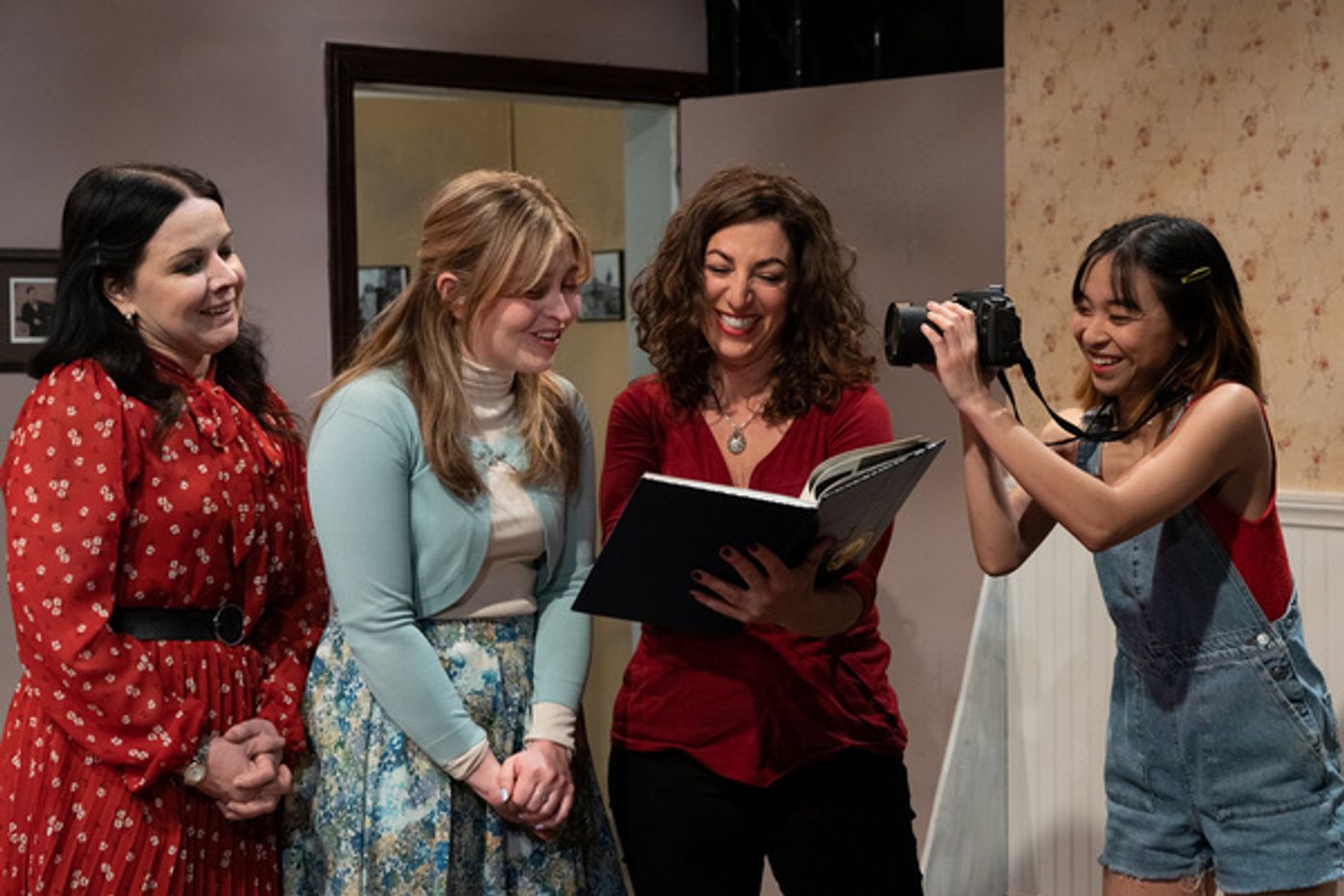 Photos: First Look at Open Fist's TO THE BONE at Theatre 68 Arts Complex  Image