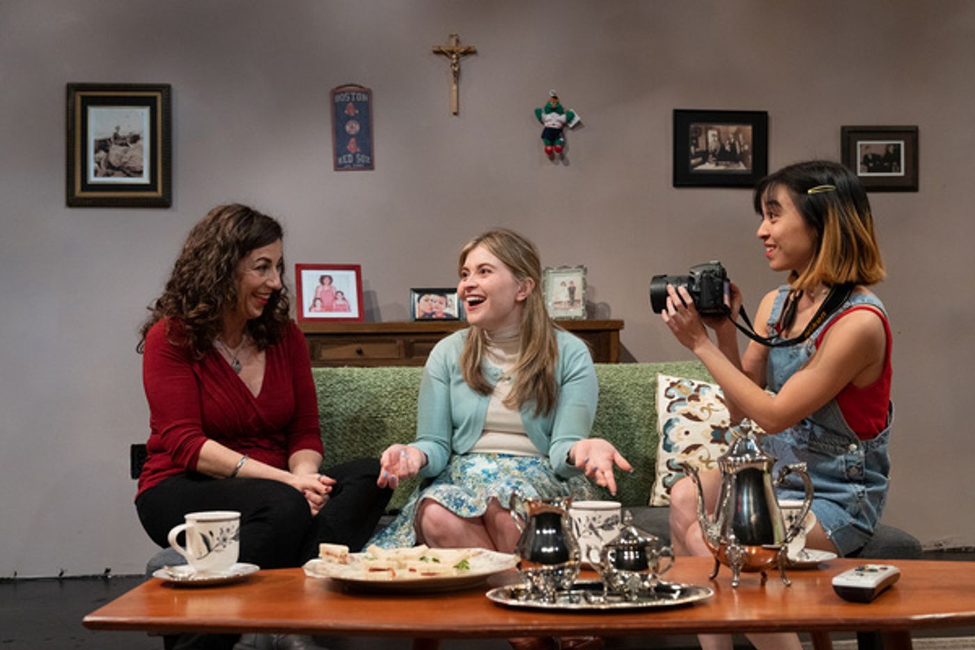 Photos: First Look at Open Fist's TO THE BONE at Theatre 68 Arts Complex  Image