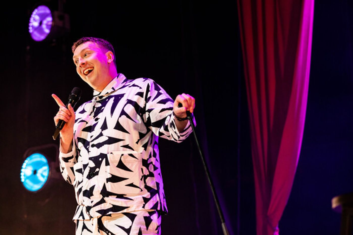 Photos: Graham Norton, Katherine Ryan, and More Take the Stage at JUST FOR LAUGHS LONDON FESTIVAL  Image
