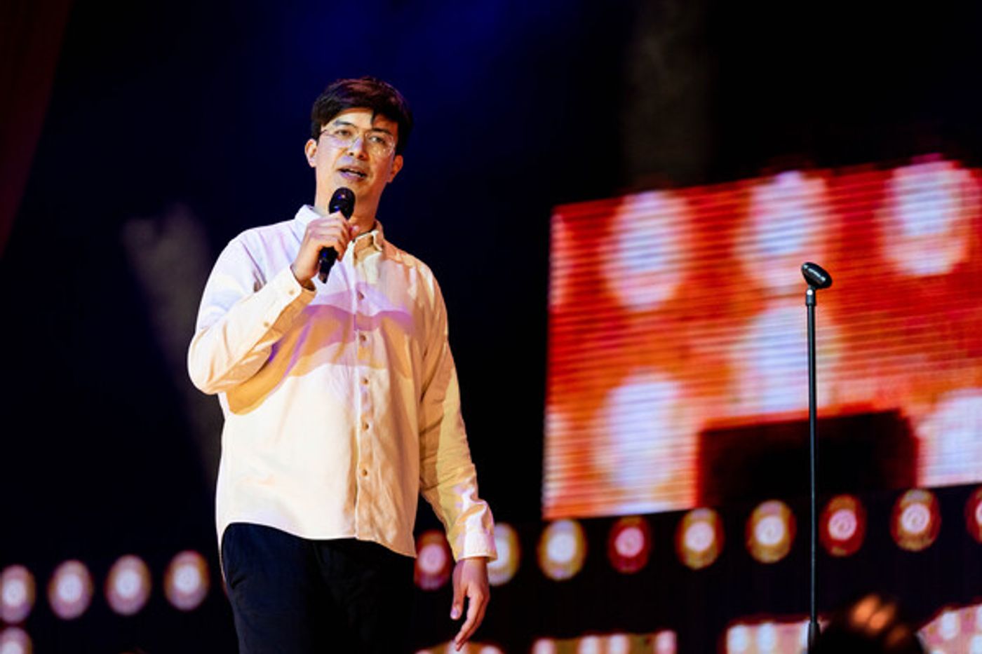 Photos: Graham Norton, Katherine Ryan, and More Take the Stage at JUST FOR LAUGHS LONDON FESTIVAL Photos: Graham Norton, Katherine Ryan, and More Take the Stage at JUST FOR LAUGHS LONDON FESTIVAL Image