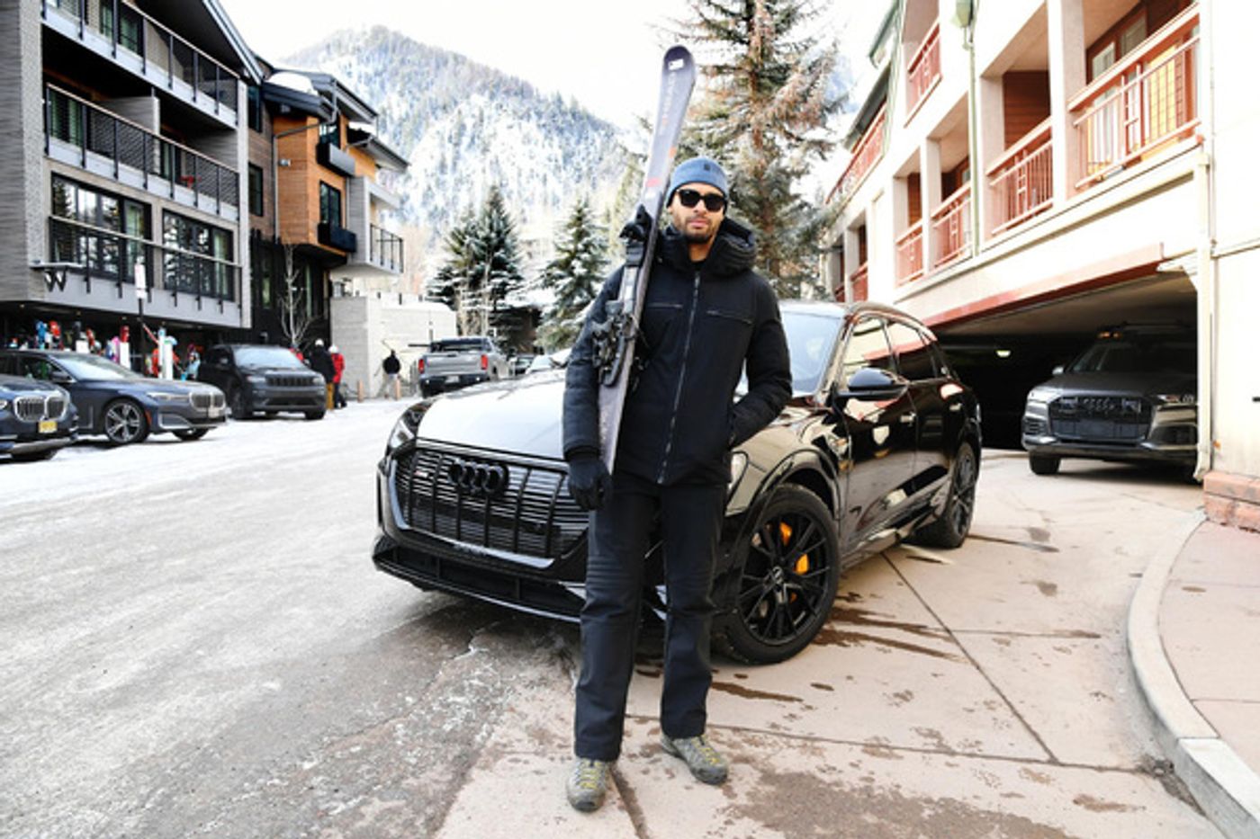 Photos: Audi Celebrates FIS Ski World Cup with Regé-Jean Page and Zoey Deutch  Image