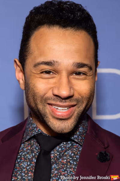 Corbin Bleu Photo