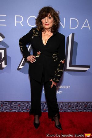 Caroline Aaron Photo