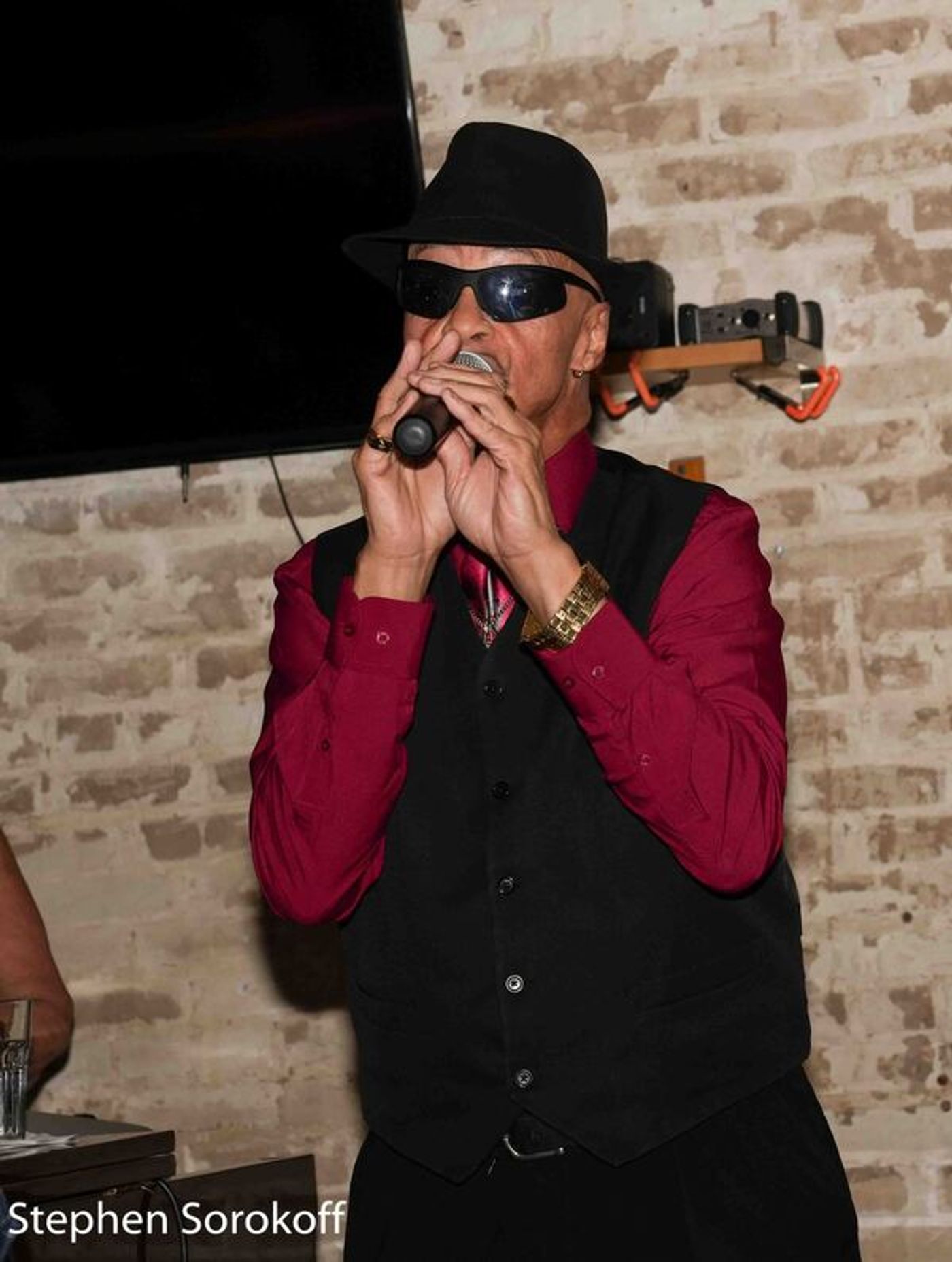 Photos: Danny Bacher Surprises Open Mic at Cafe Centro  Image