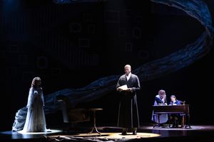 From L to R: Sierra Boggess, Derrick Davis, Julia Lester and Emily Jewel Hoder in the Photo