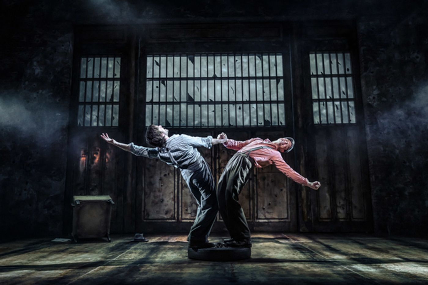 Photos: First Look at New Production Shots of BONNIE & CLYDE at the Garrick Theatre  Image