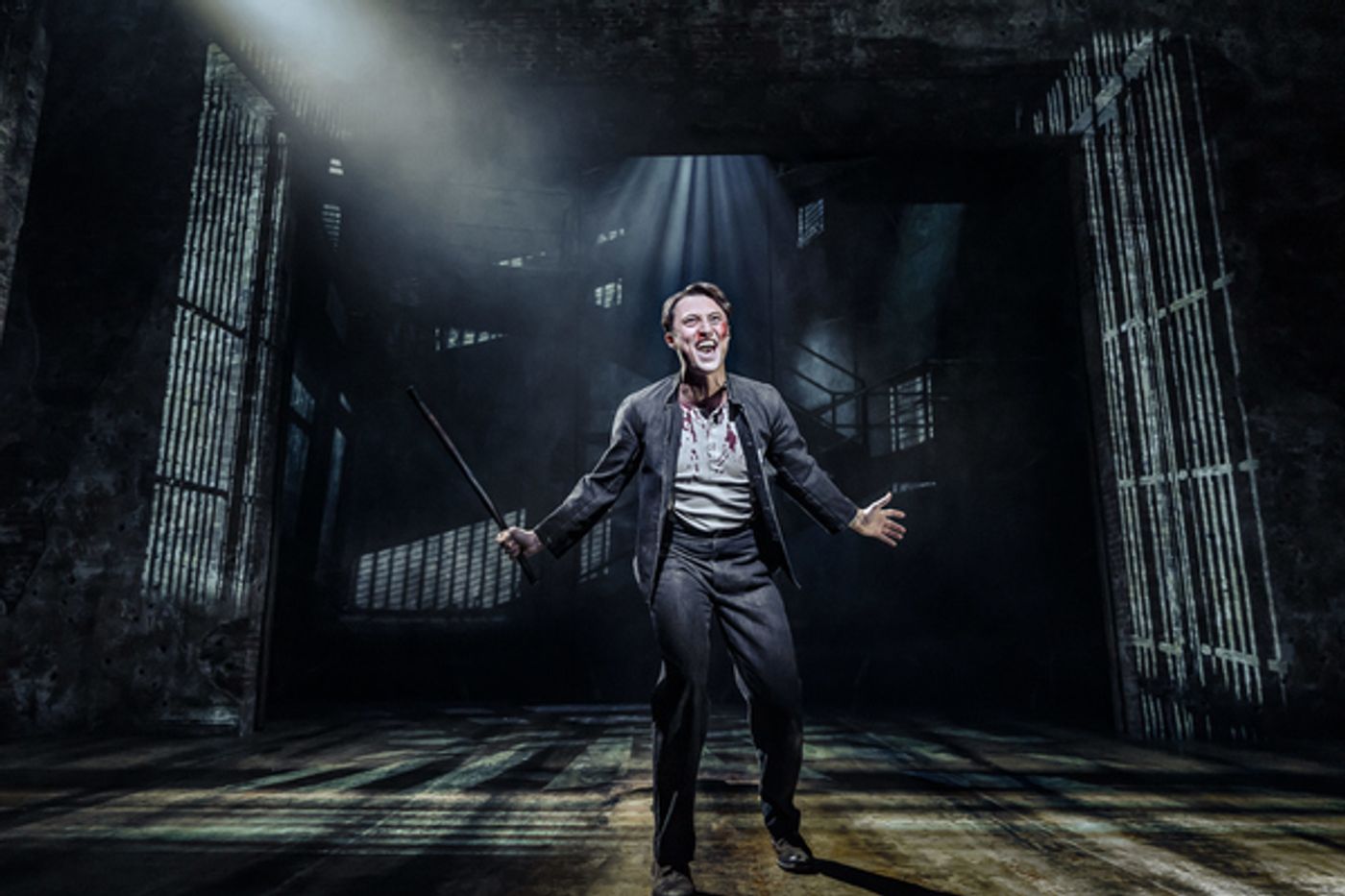 Photos: First Look at New Production Shots of BONNIE & CLYDE at the Garrick Theatre  Image