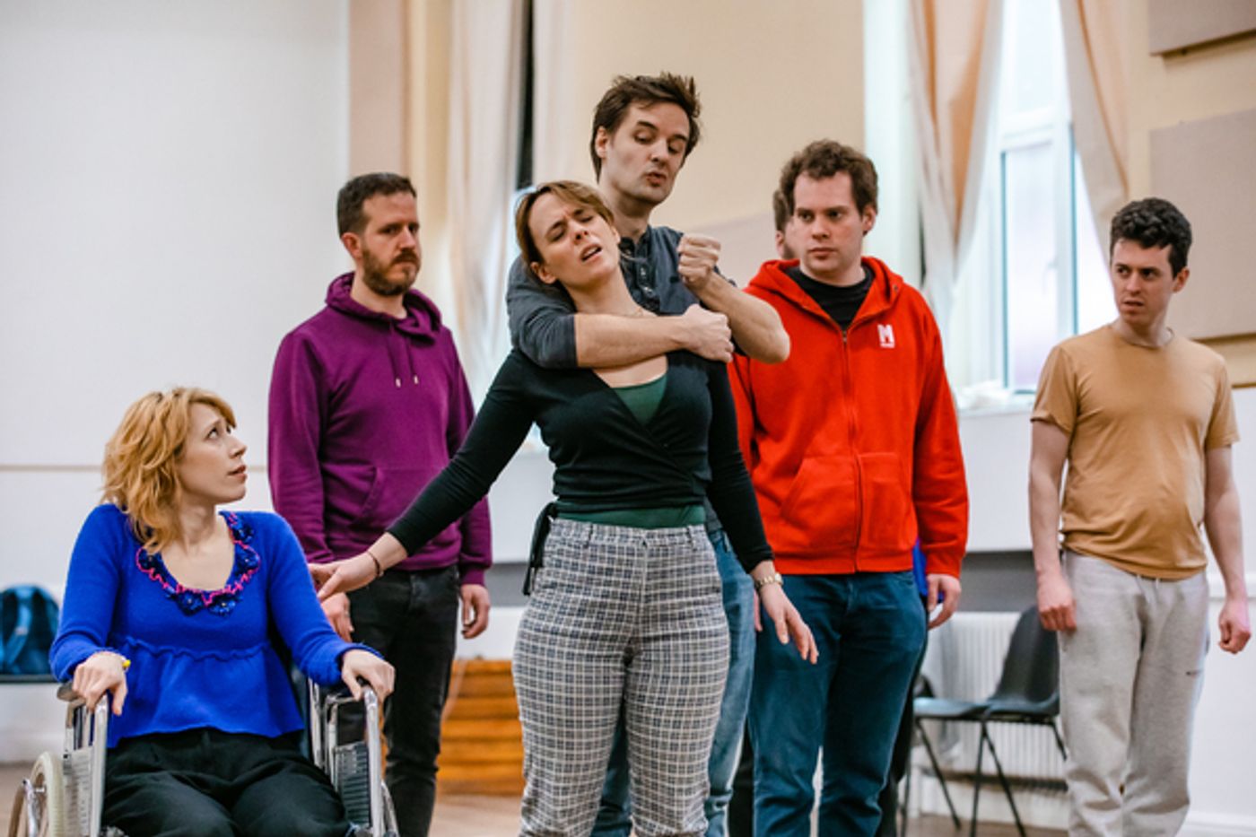 Photos: Inside Rehearsal For PETER PAN GOES WRONG; Full Cast Announced!  Image
