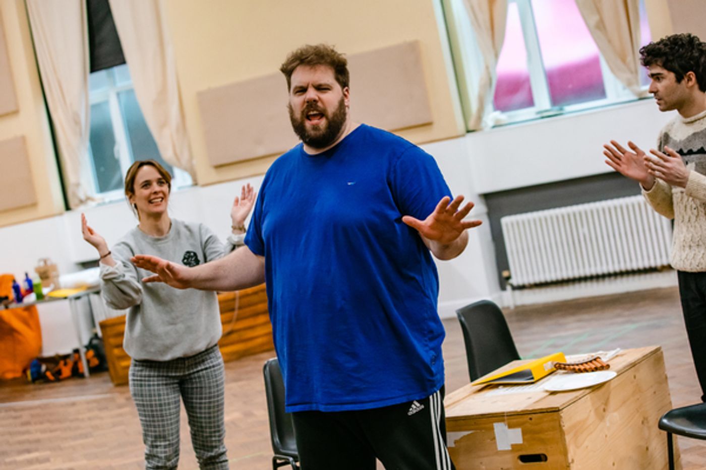 Photos: Inside Rehearsal For PETER PAN GOES WRONG; Full Cast Announced!  Image