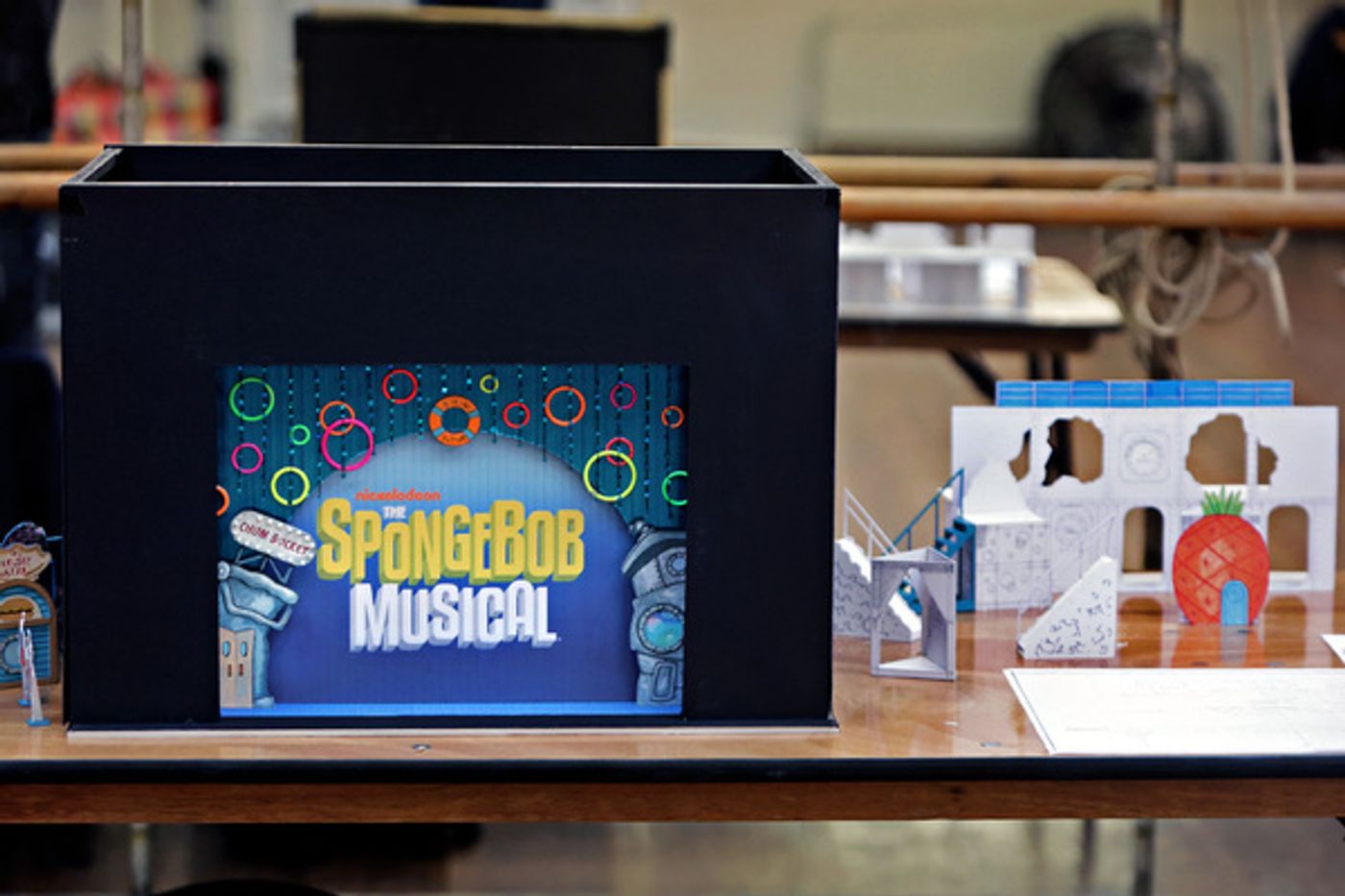 Photos: Inside Rehearsal For the UK Tour of THE SPONGEBOB MUSICAL  Image