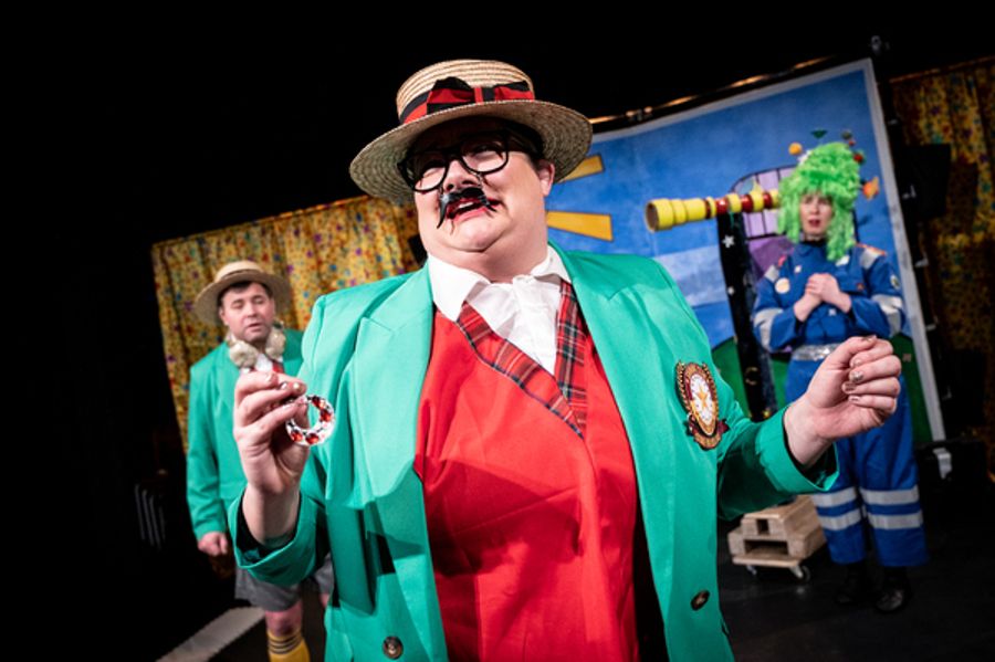 Photos: First Look at SUPER POWER PANTO, Now on Tour!  Image