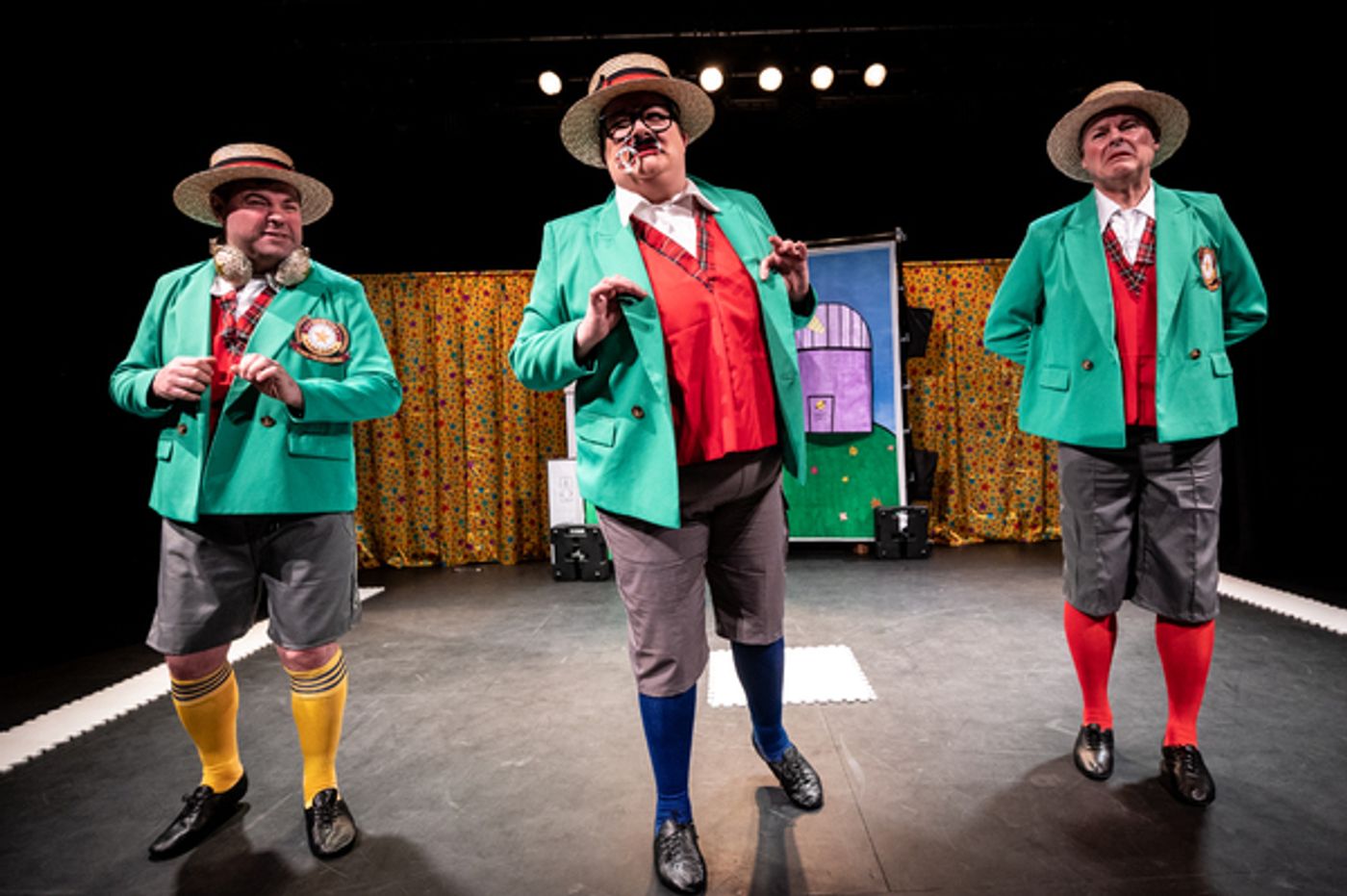 Photos: First Look at SUPER POWER PANTO, Now on Tour!  Image