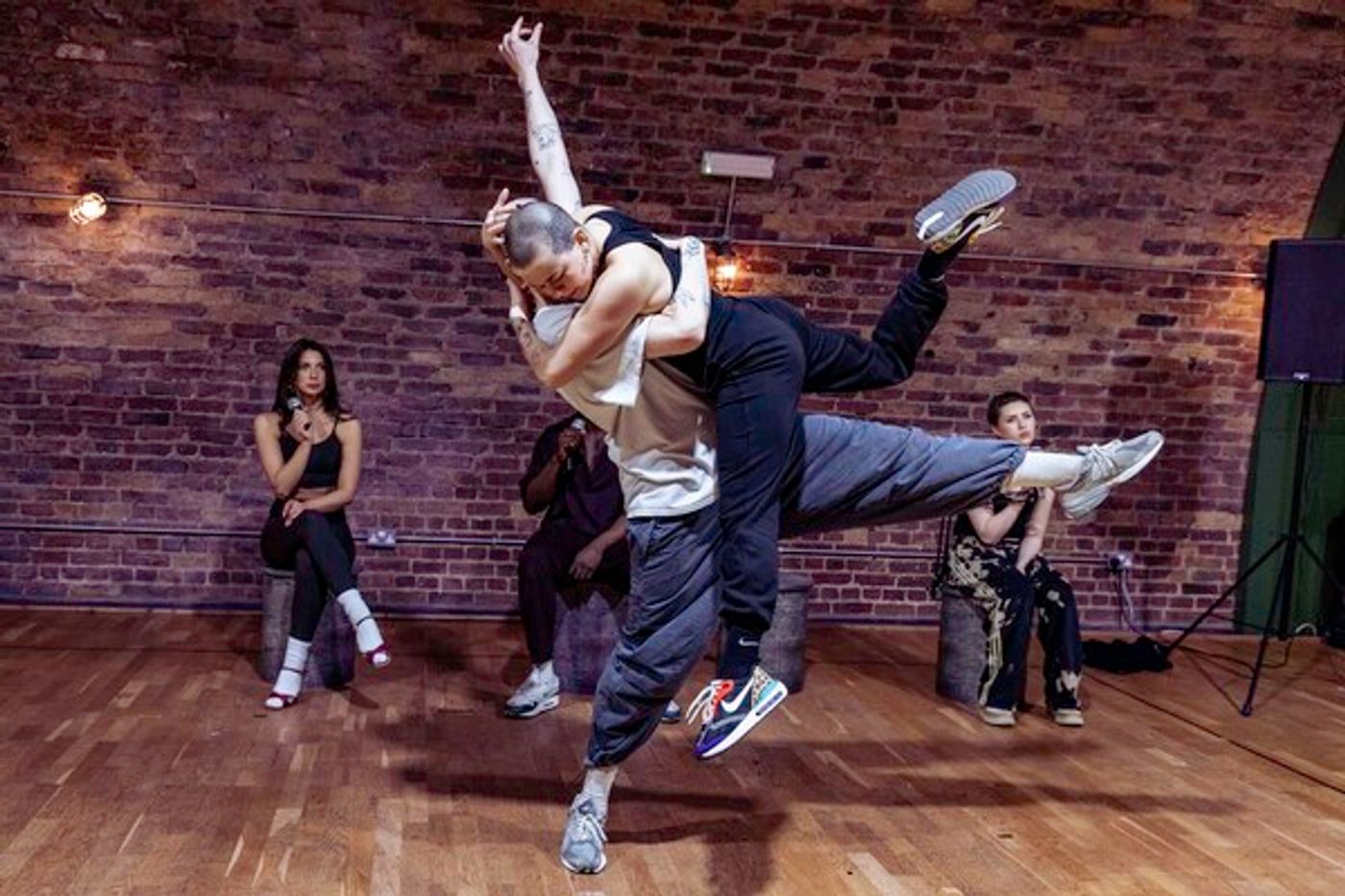 Photos: Inside Rehearsal For the UK Tour of CAKE  Image