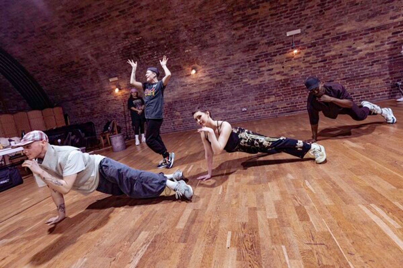 Photos: Inside Rehearsal For the UK Tour of CAKE  Image