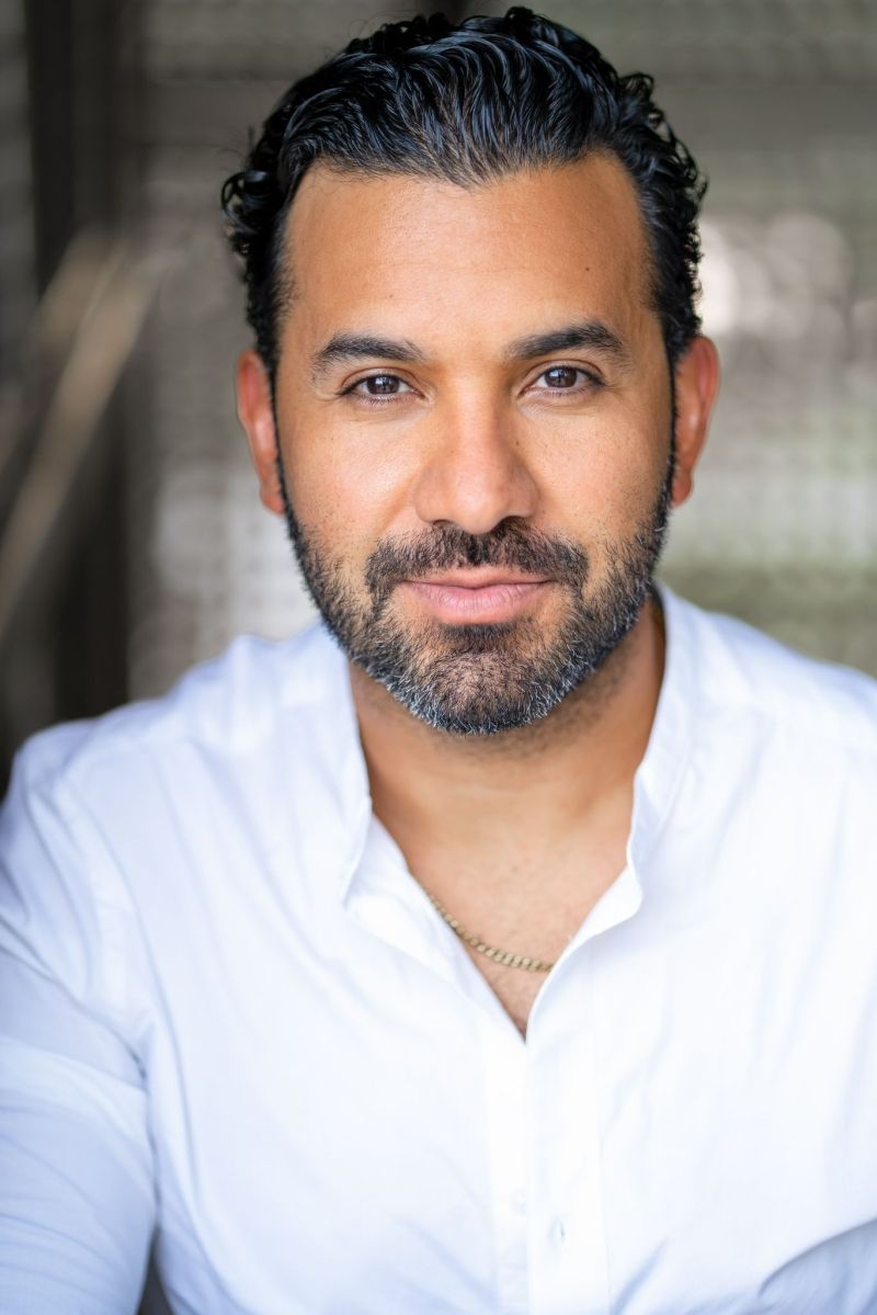 Review: SAMUEL GARNICA, AS EMILIO ESTEFAN ON THE BROADWAY NATIONAL TOUR OF ON YOUR FEET!  Image