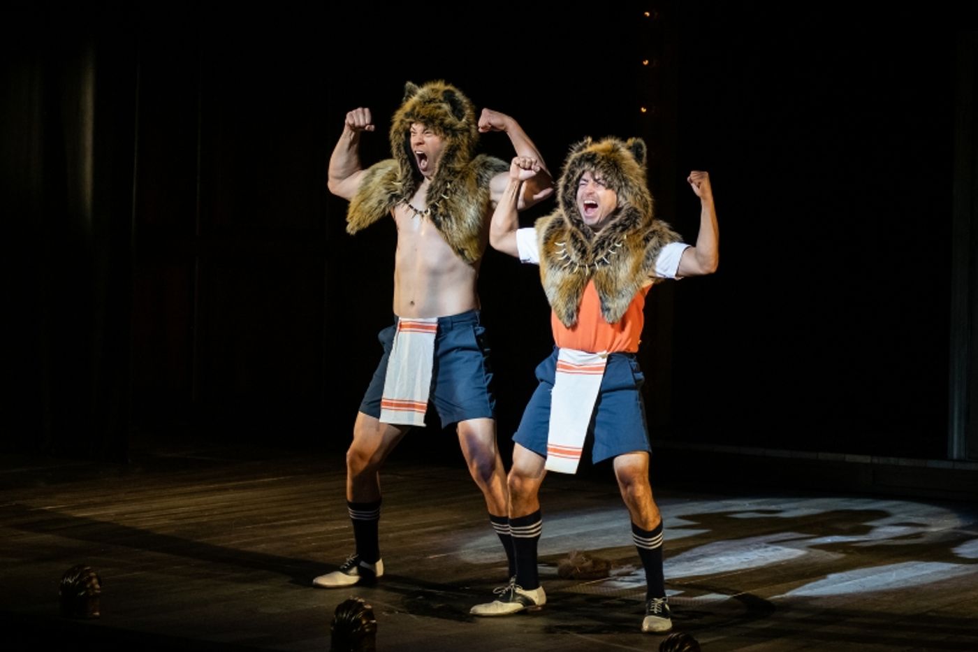 Review: BETWEEN TWO KNEES at Seattle Repertory Theatre  Image