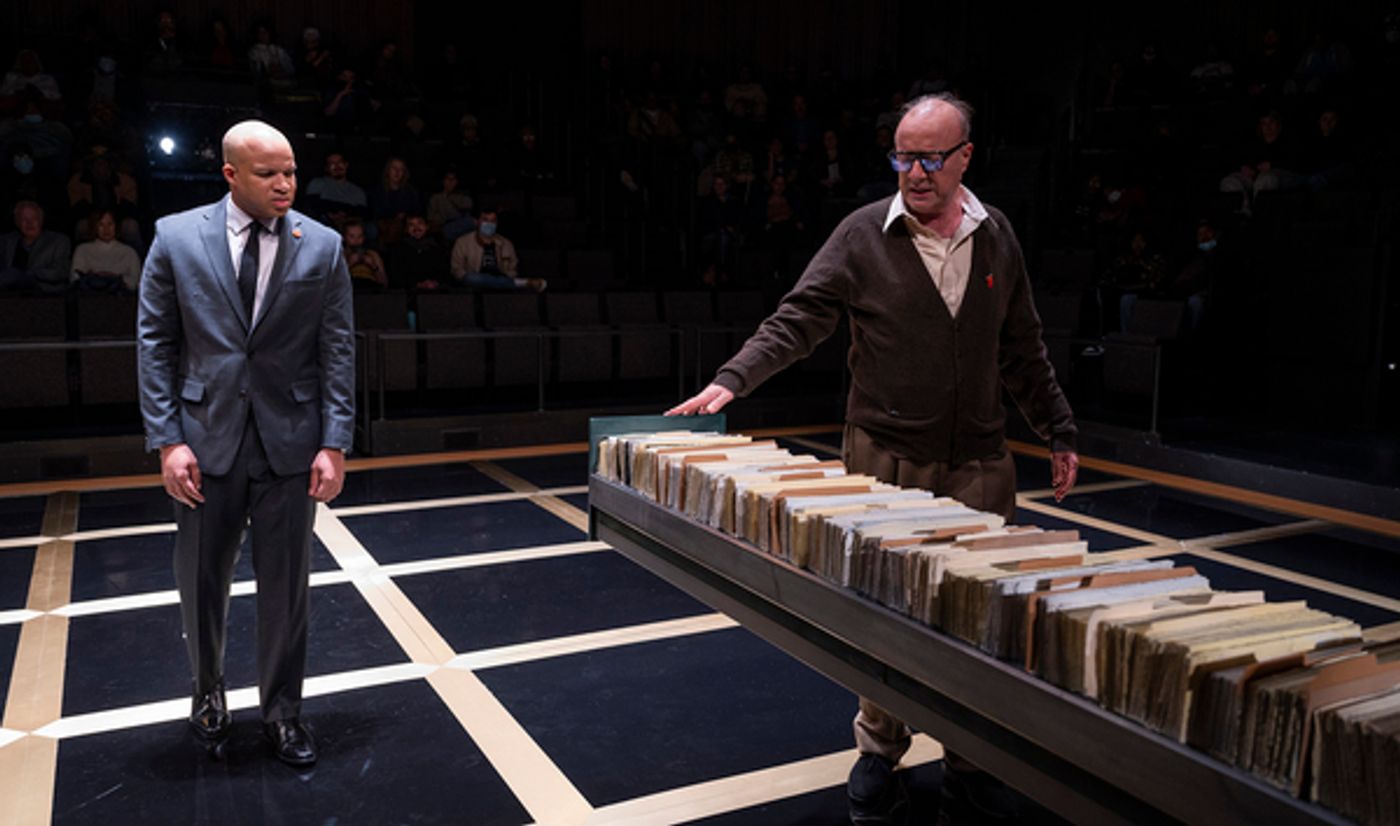 Photos: First Look at DESCRIBE THE NIGHT at Steppenwolf Theatre Company  Image