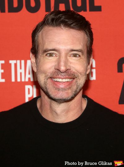 Scott Foley Photo